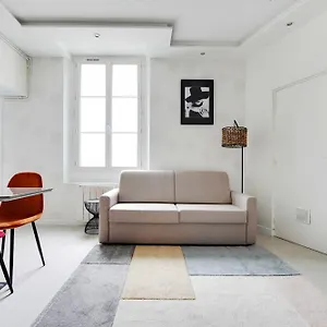 Cosy Marais Apartment Paris